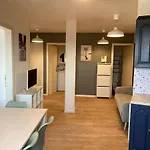 3 Pres Du Chr Apartamento Loos